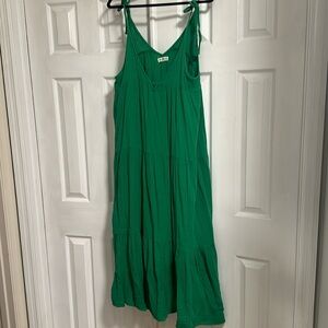 Kelly green 100% cotton Natural Life sundress. EUC